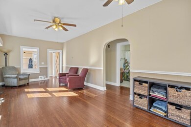 129 N Lindberg St, Griffith, IN 46319 - photo 7