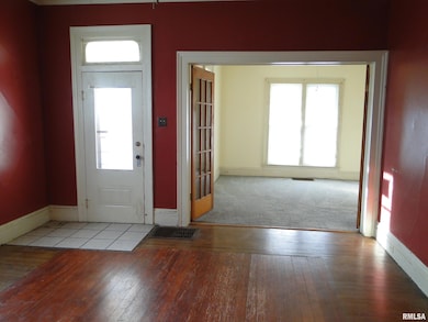 425 N Lafayette St, Macomb, IL 61455 - photo 4