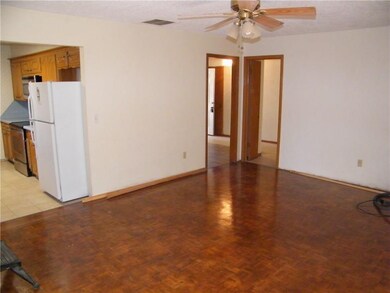 5917 Kingston Rd, Oklahoma City, OK 73122 - photo 5