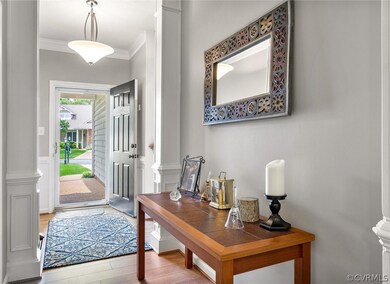 Foyer view to the front entrance