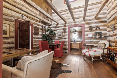 313 W San Antonio St, Fredericksburg, TX 78624 - photo 3