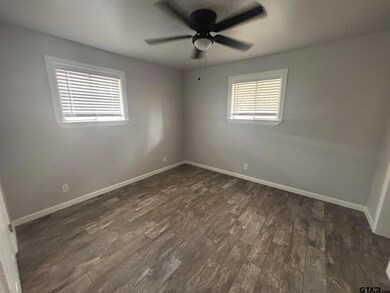 109 Mahan St, Pittsburg, TX 75686 - photo 7