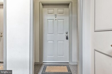 20313 Beaconfield Terrace unit 102, Germantown, MD 20874 - photo 2
