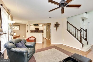 10201 Faire Commons Ct, Burke, VA 22015 - photo 7