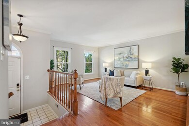 9607 Minstead Ct, Burke, VA 22015 - photo 3