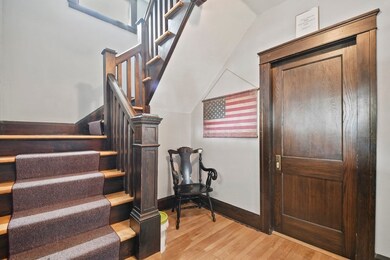 25 Fiske St, Worcester, MA 01602 - photo 2