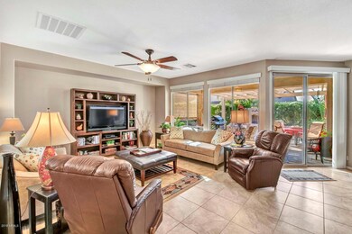 4197 E Narrowleaf Dr Gilbert-large-008-3