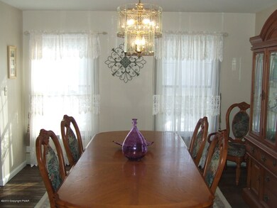 Dining Room Area