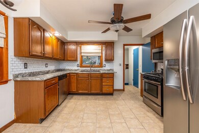 518 A St, La Porte, IN 46350 - photo 4