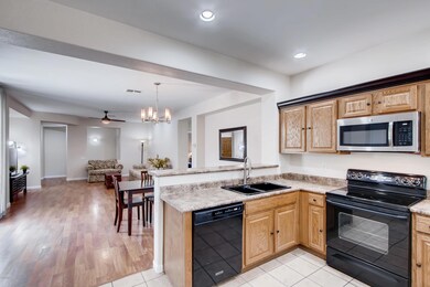 856 E Wat-004-10-Kitchen-MLS_Size
