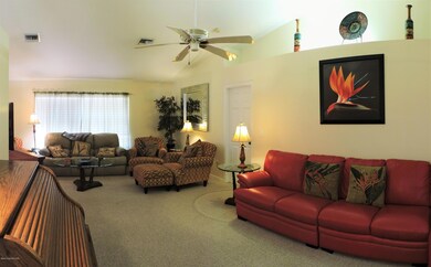 Living/Dining Area