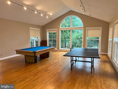 1504 Lincoln Way unit 121, McLean, VA 22102 - photo 3