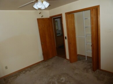 3639 Old Stage Rd, Brooklyn, WI 53521 - photo 6