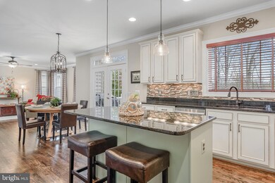 6536 Macklin St, Haymarket, VA 20169 - photo 3