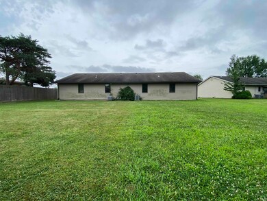 9521 Elk Grove Ct unit 1 (9521) +2 (9525), New Haven, IN 46774 - photo 2