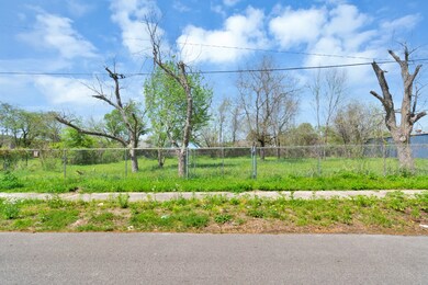 5902 Eastwood St, Houston, TX 77021 - photo 5