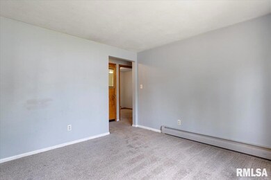 1102 N 32nd St unit 1, Springfield, IL 62702 - photo 6