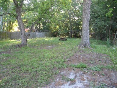 1169 Lake Shore Blvd, Jacksonville, FL 32205 - photo 2