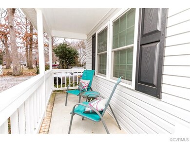 Cute front porch to relax on