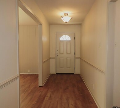 9007 Pleasant Hill Cir, Tyler, TX 75707 - photo 5