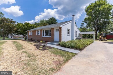 22 Maple Ave, Boyertown, PA 19512 - photo 3