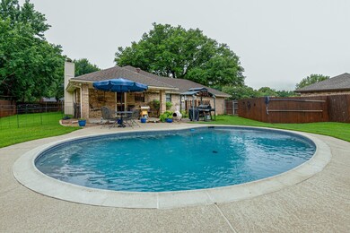 2528 Sunshine Ct, Bedford, TX 76021 - photo 5