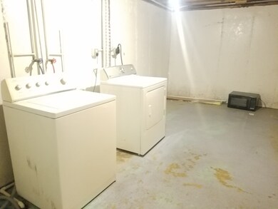 1340 N Glen Cir unit A, Aurora, IL 60506 - photo 7