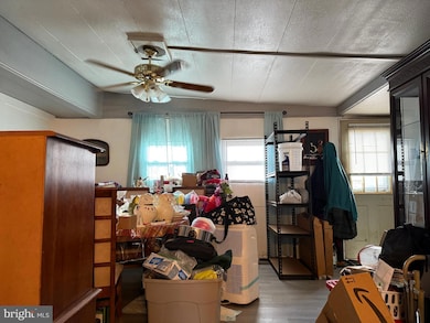 15 Foundry Rd, Shrewsbury, PA 17361 - photo 4