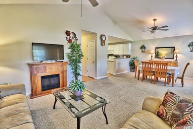 Vaulted Ceilings, Ceiling fans both have double li