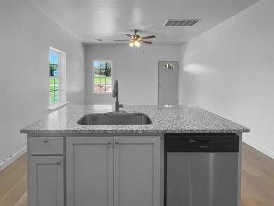 1704 SW Washington Ave, Lawton, OK 73501 - photo 7