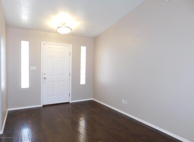3901 Yorkshire St, Farmington, NM 87402 - photo 2