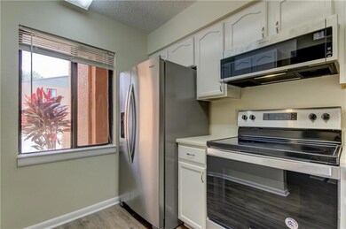Kitchen - Left View