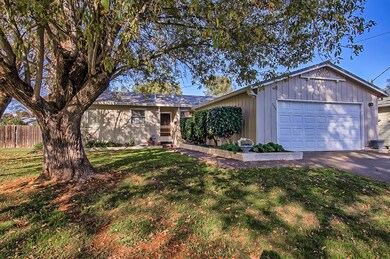 2314 Jonquil Way, Redding, CA 96002 - photo 2