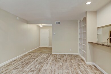 38 Hideaway Dr, Friendswood, TX 77546 - photo 5