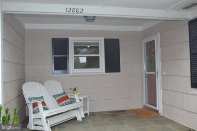 12802 Middleton Ln, Fairfax, VA 22033 - photo 3