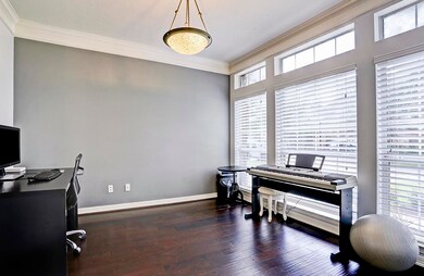 9422 Fern Wood Frs, Houston, TX 77040 - photo 2