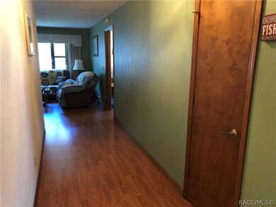 8842 N Amboy Dr, Citrus Springs, FL 34433 - photo 4