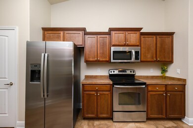 25-web-or-mls-414 Triton St-20