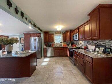 803 Cherry Ct, Hawley, PA 18428 - photo 6