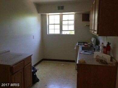 210 43rd Rd NE unit 301, Washington, DC 20019 - photo 2