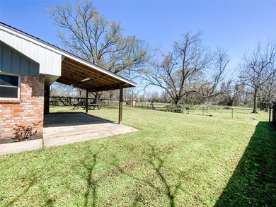 2611 County Road 769b, Brazoria, TX 77422 - photo 4