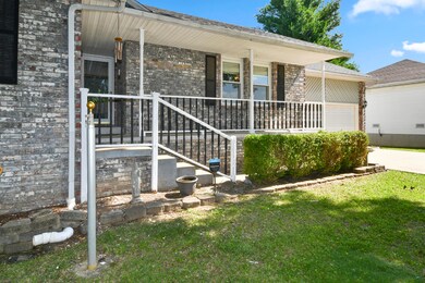 111 E Yorkshire St, Nixa, MO 65714 - photo 4