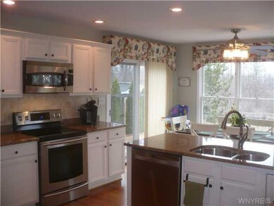 2645 Pinelake Dr, Niagara Falls, NY 14304 - photo 6