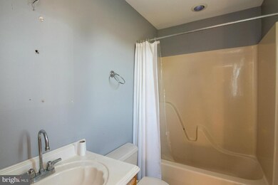 4585 Cherry Tree Ln, Sykesville, MD 21784 - photo 7