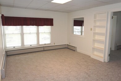 922 Us Route 7, Pittsford, VT 05763 - photo 5