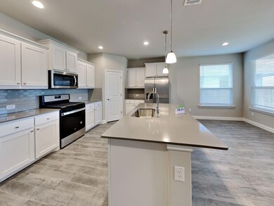 2348 Waggoner Ranch Dr, Weatherford, TX 76087 - photo 4