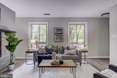 118 W Barre St, Baltimore, MD 21201 - photo 3