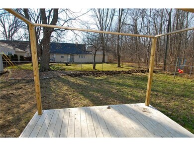 4840 Saddlewood Dr, Sheffield Lake, OH 44054 - photo 4