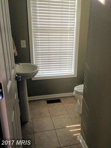 6084 Madison Park Dr, Falls Church, VA 22041 - photo 5