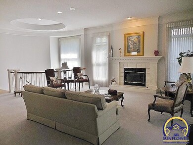 27 SW Randolph Square, Topeka, KS 66611 - photo 5